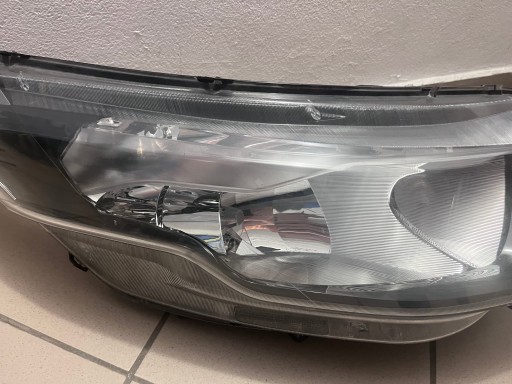 LAMPA FAR PREDNJA STRANA DESNA IVECO DAILY IV 4