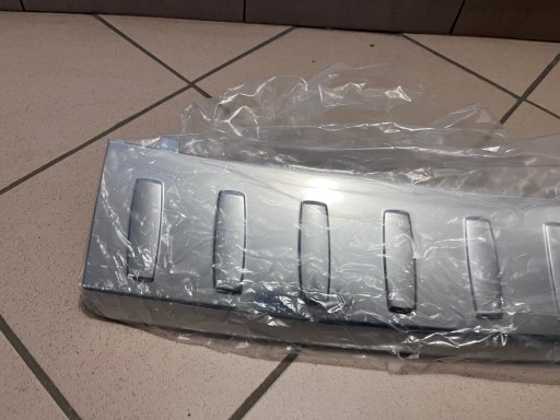 LAJSNA KROM BRANIKA ZADNJA ZADNJI MERCEDES GL ML W166 A166 LAJSNA KROM BRANIKA ZADNJA ZADNJI MERCEDES GL ML W166 A166