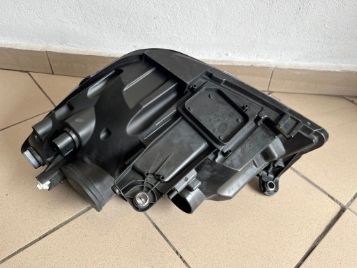 LAMPA FAR PREDNJA STRANA DESNA SKODA CITIGO REDIZAJN 16- 1ST941006 LAMPA FAR PREDNJA STRANA DESNA SKODA CITIGO REDIZAJN 16- 1ST941006