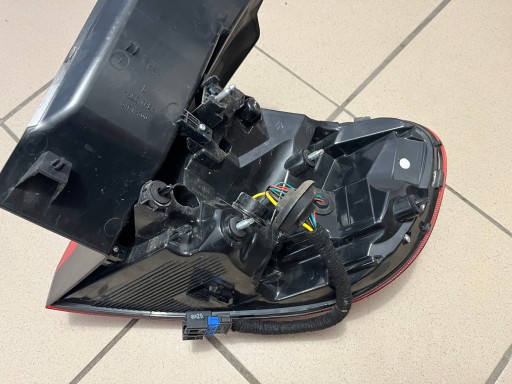 CITROEN C5 C-5 AIRCROSS LAMPA FAR ZADNJA ZADNJI LIJEVA STRANA CITROEN C5 C-5 AIRCROSS LAMPA FAR ZADNJA ZADNJI LIJEVA STRANA