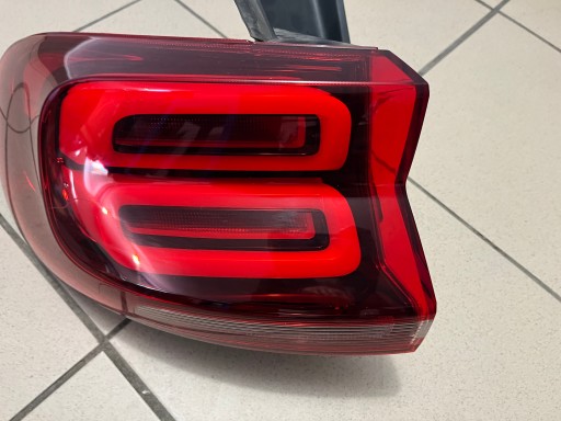 CITROEN C5 C-5 AIRCROSS LAMPA FAR ZADNJA ZADNJI LIJEVA STRANA CITROEN C5 C-5 AIRCROSS LAMPA FAR ZADNJA ZADNJI LIJEVA STRANA