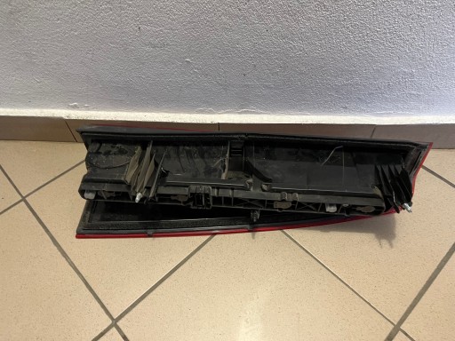 LAMPA FAR ZADNJA  ZADNJI LIJEVA STRANA RENAULT MASTER III 3 OPEL MOVANO B II 2 265550023R