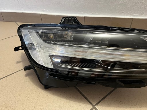 VOLVO V60 II S60 MID LED LAMPA FAR PREDNJA STRANA DESNA 32347007