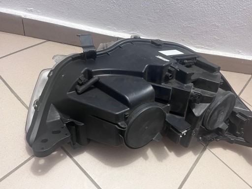 LAMPA FAR PREDNJA STRANA LIJEVA CITROEN DS4 DS-4 C4 C-4 II 2 BI XENON 9674905180