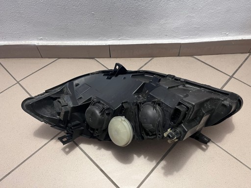 LAMPA FAR PREDNJA STRANA DESNA MERCEDES A KLASA W169 A169 REDIZAJN 08-