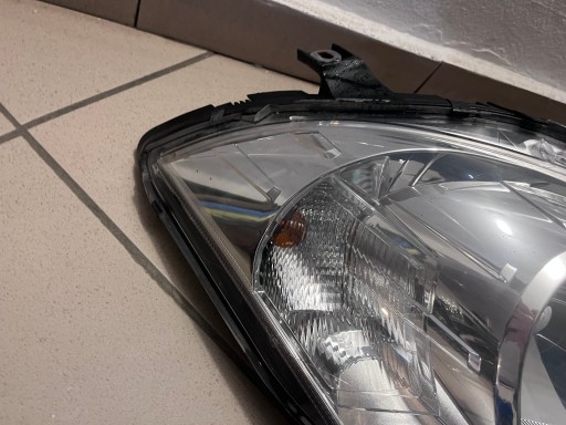 LAMPA FAR PREDNJA STRANA DESNA MERCEDES A KLASA W169 A169 REDIZAJN 08-