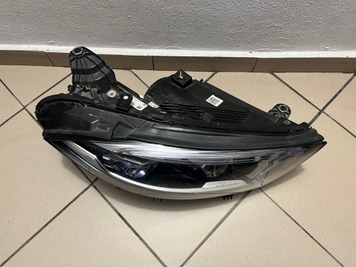 LAMPA FAR PREDNJA DESNA STRANA MERCEDES CLS W257 C257 MULTIBEAM LED 18- A2579065802