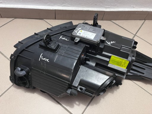 LAMPA FAR PREDNJA STRANA LIJEVA HYUNDAI I40 I-40 XENON ZELENA UTOR 92101-3Z000