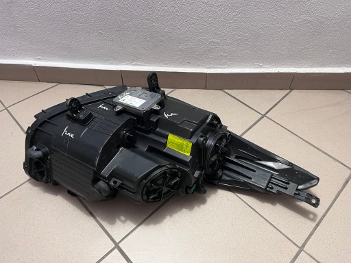 LAMPA FAR PREDNJA STRANA LIJEVA HYUNDAI I40 I-40 XENON ZELENA UTOR 92101-3Z000
