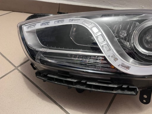 LAMPA FAR PREDNJA STRANA LIJEVA HYUNDAI I40 I-40 XENON ZELENA UTOR 92101-3Z000