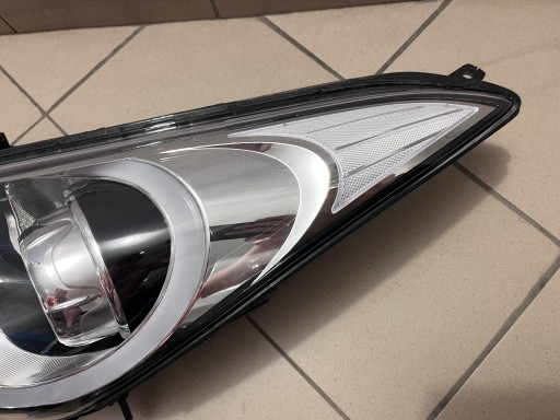 LAMPA FAR PREDNJA STRANA LIJEVA HYUNDAI I40 I-40 XENON ZELENA UTOR 92101-3Z000