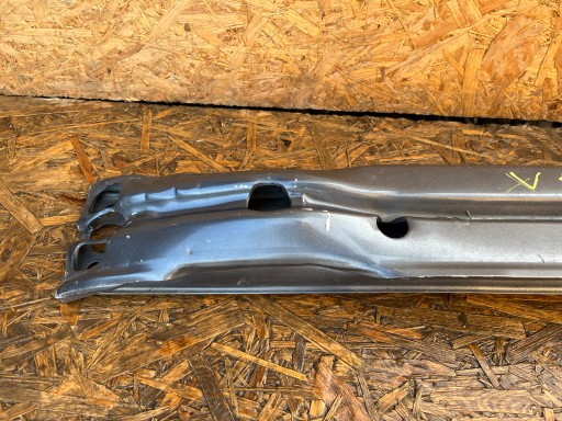GREDA BRANIKA PREDNJA STRANA VOLVO V40 V-40 II 2 12- 31276334