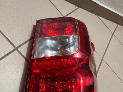 TOYOTA HILUX VIII 8 15- LAMPA FAR ZADNJA ZADNJI LIJEVA STRANA TOYOTA HILUX VIII 8 15- LAMPA FAR ZADNJA ZADNJI LIJEVA STRANA