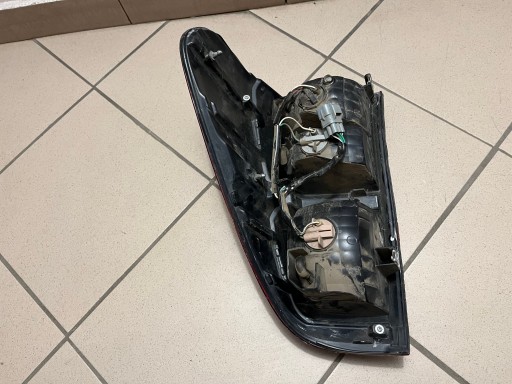 TOYOTA HILUX VIII 8 15- LAMPA FAR ZADNJA ZADNJI LIJEVA STRANA TOYOTA HILUX VIII 8 15- LAMPA FAR ZADNJA ZADNJI LIJEVA STRANA