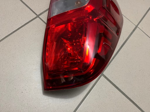 TOYOTA HILUX VIII 8 15- LAMPA FAR ZADNJA ZADNJI LIJEVA STRANA TOYOTA HILUX VIII 8 15- LAMPA FAR ZADNJA ZADNJI LIJEVA STRANA