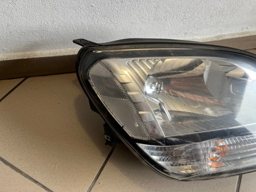 LAMPA FAR PREDNJA STRANA DESNA CHEVROLET ORLANDO 10- LAMPA FAR PREDNJA STRANA DESNA CHEVROLET ORLANDO 10-