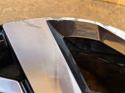 FELGA ALUMINIJSKA OE HYUNDAI SANTA FE TUCSON 8,5X20 ET54 5X114,3 52910-S1810 FELGA ALUMINIJSKA OE HYUNDAI SANTA FE TUCSON 8,5X20 ET54 5X114,3 52910-S1810