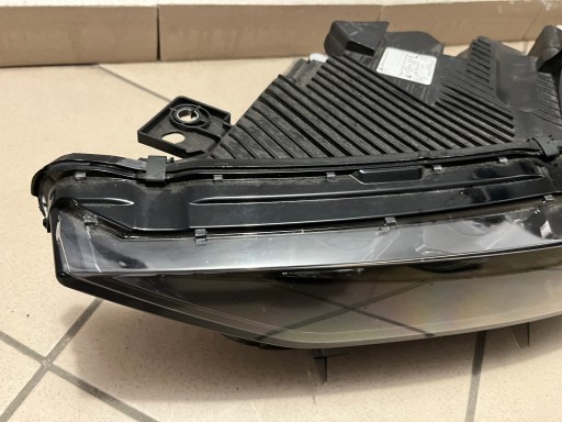 CITROEN DS4 DS-4 CROSSBACK FULL LED MATRIX UK LAMPA FAR PREDNJA STRANA LIJEVA CITROEN DS4 DS-4 CROSSBACK FULL LED MATRIX UK LAMPA FAR PREDNJA STRANA LIJEVA
