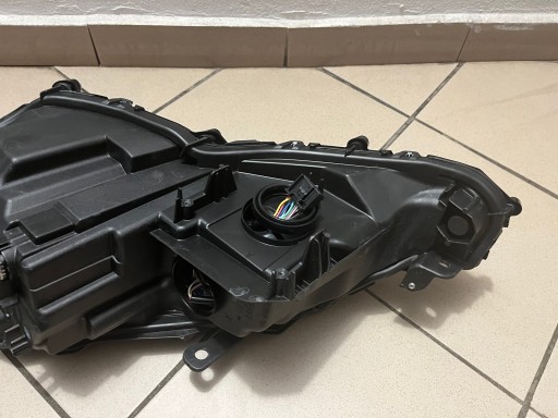 TOYOTA CAMRY VII 8 LED 17- LAMPA FAR PREDNJA STRANA DESNA