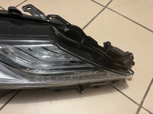 TOYOTA CAMRY VII 8 LED 17- LAMPA FAR PREDNJA STRANA DESNA