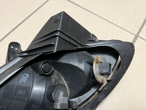 HYUNDAI IX20 IX-20 10- LAMPA FAR MAGLENKA DESNA STRANA