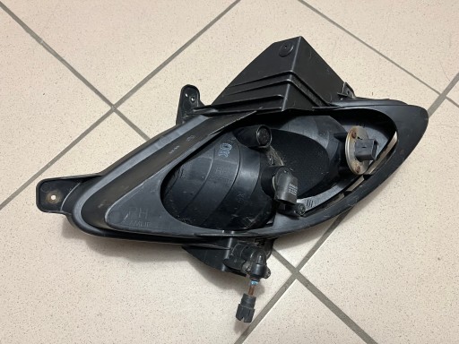 HYUNDAI IX20 IX-20 10- LAMPA FAR MAGLENKA DESNA STRANA