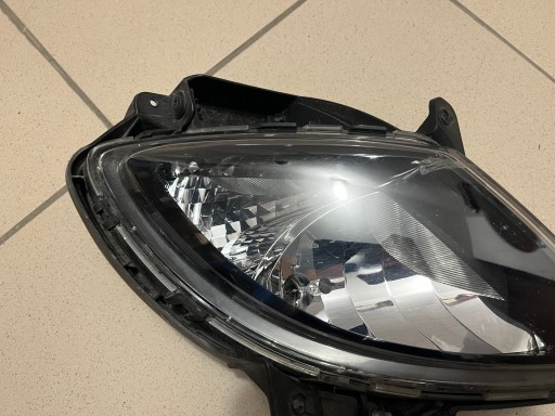 HYUNDAI IX20 IX-20 10- LAMPA FAR MAGLENKA DESNA STRANA