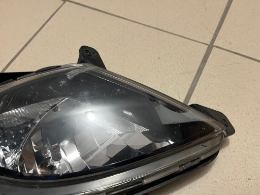 HYUNDAI IX20 IX-20 10- LAMPA FAR MAGLENKA DESNA STRANA