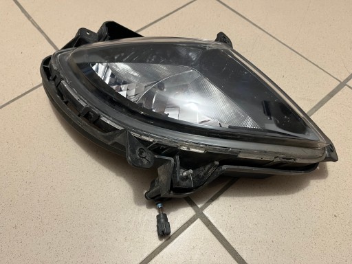 HYUNDAI IX20 IX-20 10- LAMPA FAR MAGLENKA DESNA STRANA