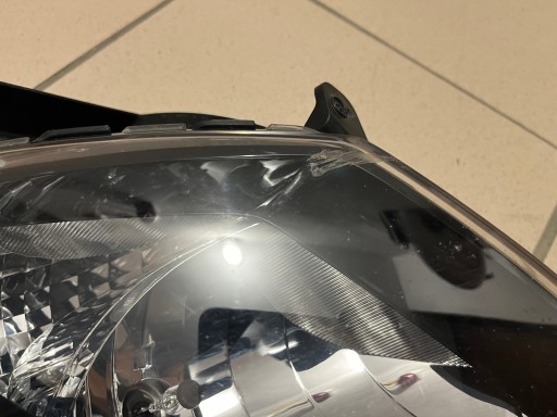 HYUNDAI IX20 IX-20 10- LAMPA FAR MAGLENKA DESNA STRANA