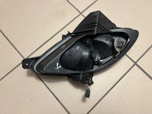 HYUNDAI IX20 IX-20 10- LAMPA FAR MAGLENKA DESNA STRANA