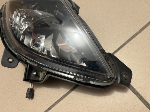 HYUNDAI IX20 IX-20 10- LAMPA FAR MAGLENKA DESNA STRANA