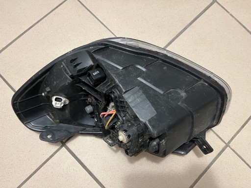 HYUNDAI ACCENT LAMPA FAR PREDNJA STRANA DESNA 92102-1E000