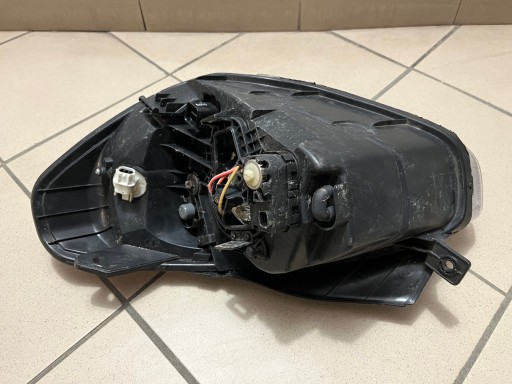 HYUNDAI ACCENT LAMPA FAR PREDNJA STRANA DESNA 92102-1E000