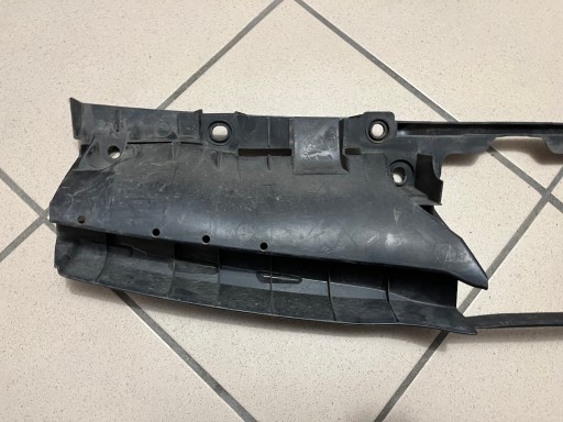 SUBARU FORESTER 13- POKLOPAC VEZNI LIM MASKE GORNJEG PREDNJA STRANA