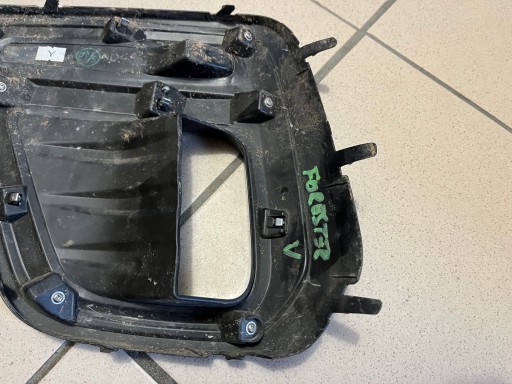 MREŽICA BRANIKA PREDNJA STRANA DESNA SUBARU FORESTER 5 V 19- MREŽICA BRANIKA PREDNJA STRANA DESNA SUBARU FORESTER 5 V 19-