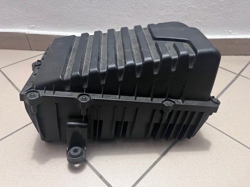 KUČIŠTE FILTERA ZRAKA AUDI VOLKSWAGEN VW SEAT RS3 A3