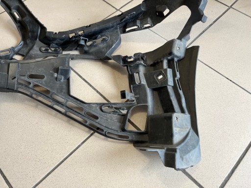 NOSAČ BRANIKA PREDNJA STRANA DESNA MERCEDES CLS W257 AMG