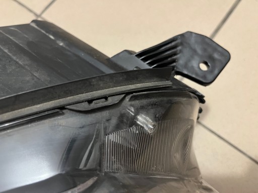 OPEL VIVARO C ZAFIRA D LIFE XENON LAMPA FAR PREDNJA DESNA STRANA 9832836480