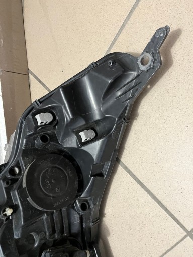 LAMPA FAR PREDNJA STRANA LIJEVA PEUGEOT 508 I 1 10- 9678393180