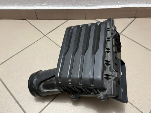 KUČIŠTE FILTERA ZRAKA SEAT AUDI VW SKODA OE 5Q0129601BB 5Q0129607AQ