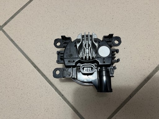 LAMPA FAR MAGLENKA PREDNJA STRANA LIJEVA RENAULT KADJAR KOLEOS II 2 REDIZAJN 261556200R