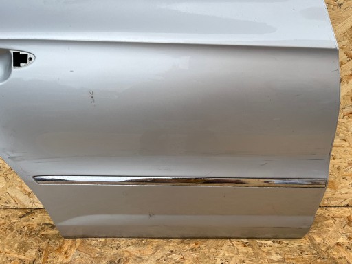 VRATA ZADNJA ZADNJI DESNA VOLKSWAGEN VW PASSAT CC VRATA ZADNJA ZADNJI DESNA VOLKSWAGEN VW PASSAT CC