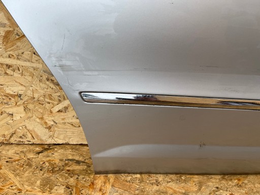 VRATA ZADNJA ZADNJI DESNA VOLKSWAGEN VW PASSAT CC VRATA ZADNJA ZADNJI DESNA VOLKSWAGEN VW PASSAT CC