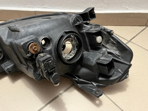LAMPA FAR PREDNJA STRANA LIJEVA SUZUKI SX4 SX-4 FIAT SEDICI 06- 100-16684 LAMPA FAR PREDNJA STRANA LIJEVA SUZUKI SX4 SX-4 FIAT SEDICI 06- 100-16684