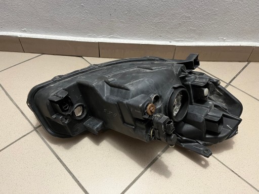 LAMPA FAR PREDNJA STRANA LIJEVA SUZUKI SX4 SX-4 FIAT SEDICI 06- 100-16684 LAMPA FAR PREDNJA STRANA LIJEVA SUZUKI SX4 SX-4 FIAT SEDICI 06- 100-16684