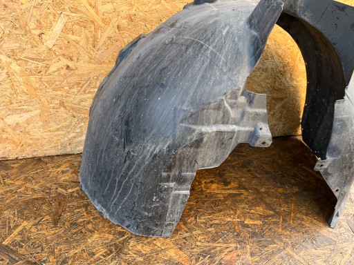 PVC BLATOBRANA PREDNJA STRANA DESNA VOLVO V60 II 2 S60 III 3 16- 31425476