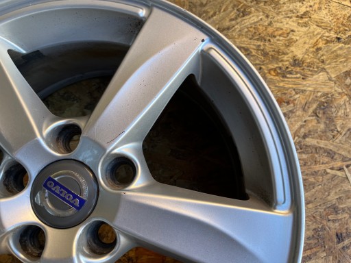 FELGA ALUMINIJSKA OE VOLVO S40 V50 C30 7X16 ET50 5X108 31317285