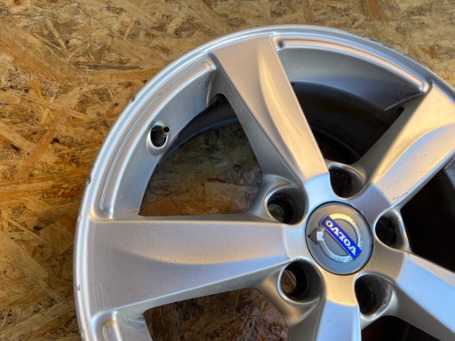 FELGA ALUMINIJSKA OE VOLVO S40 V50 C30 7X16 ET50 5X108 31317285