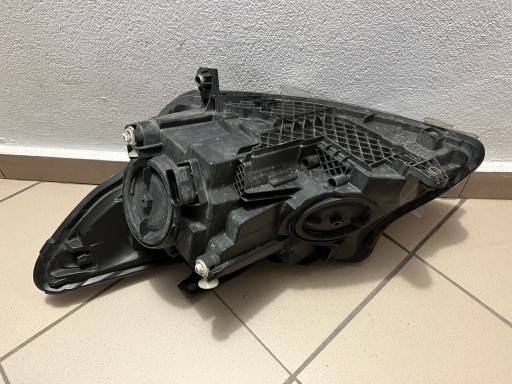 LAMPA FAR PREDNJA STRANA DESNA MERCEDES W447 A447 VITO VIANO A4479067800